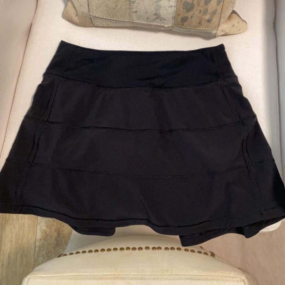 Black Lululemon Skirt Size 2